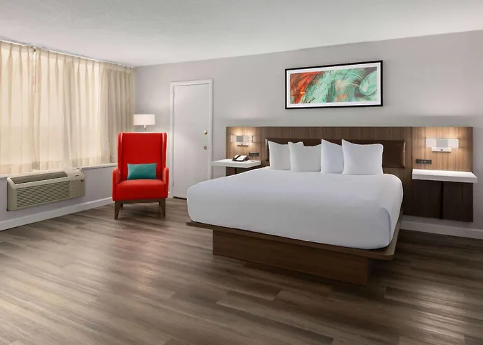 Wyndham Garden Downtown