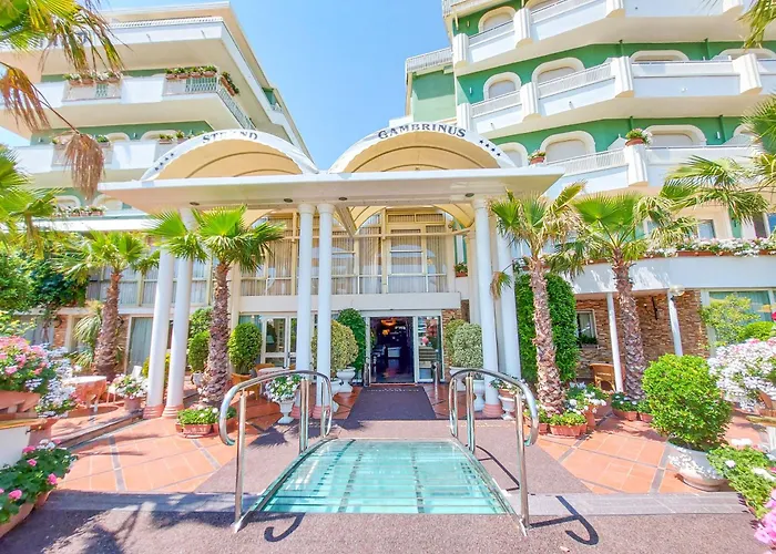 Hotel con vista: Hotel Gambrinus
