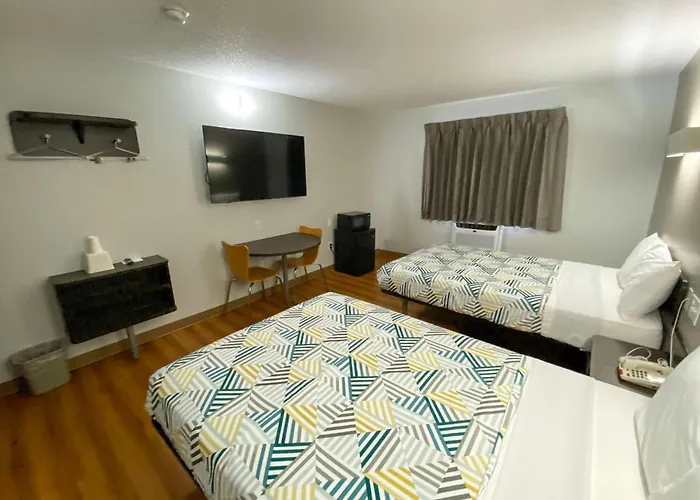 4 star hotel: The Reserve Inn