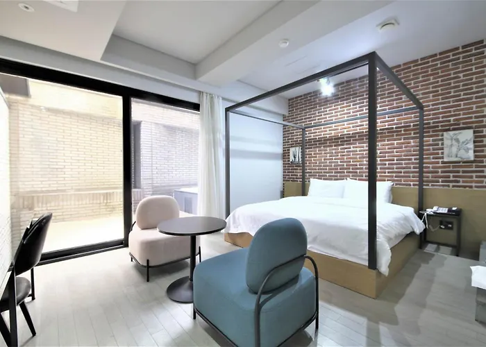 Boutique hotel only: Seomyeon Hound Hotel 1St Street