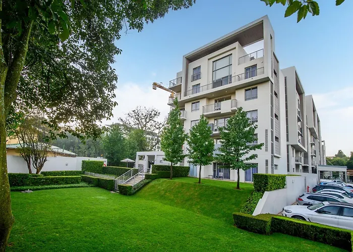 Hotel: The Capital On Bath