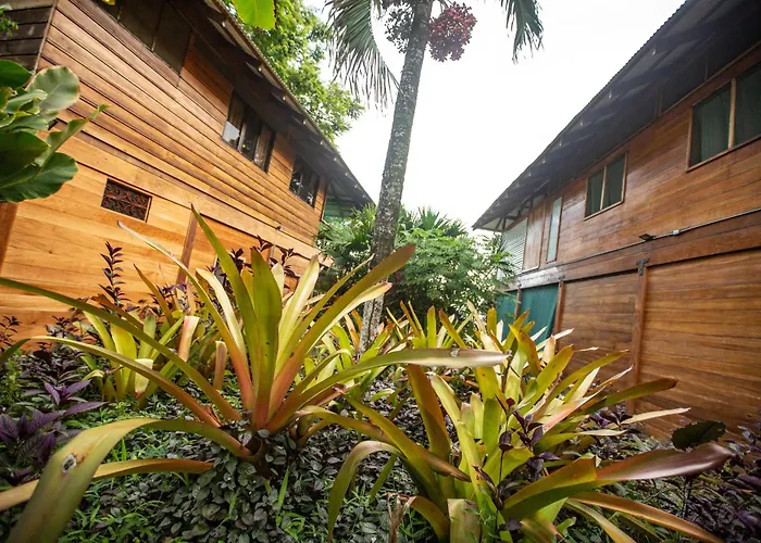 Beach hotel: Villas Serenidad