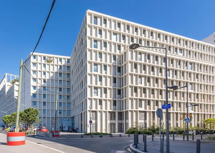 HOTEL Les Ports