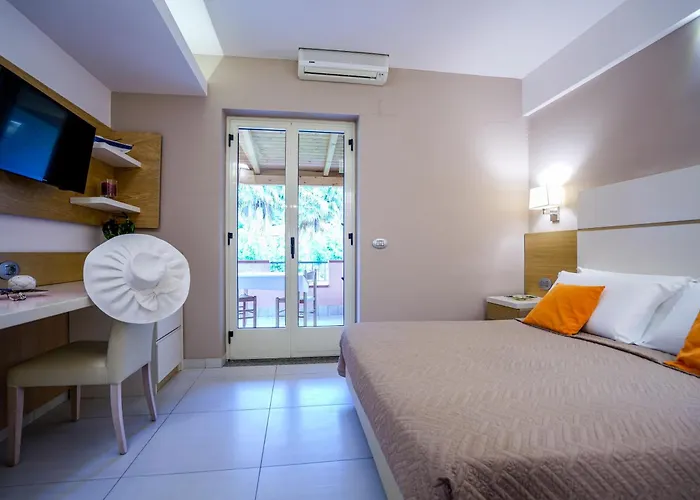 Hotel Villaggio Old River