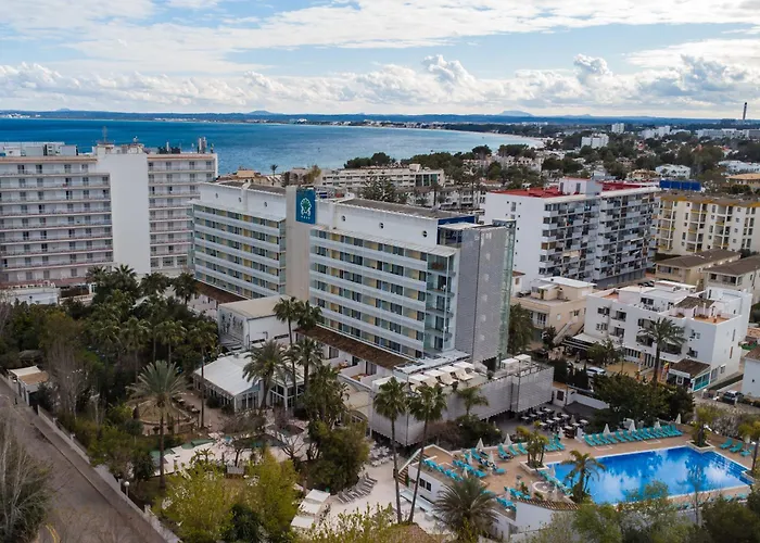 Hôtel Jacuzzi: Bahia De Alcudia Hotel & Spa