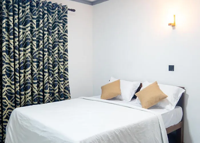 Earth And Sky Hotel Nuwara Eliya