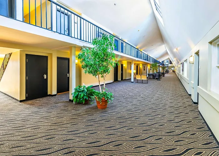 Golf hotel: Quality Inn & Suites Garden Of The Gulf