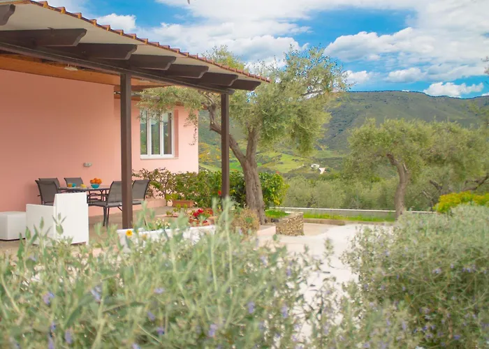 Casa vacanza: Villa Mimosa ad Alghero a 2km dalla spiaggia per 6 persone