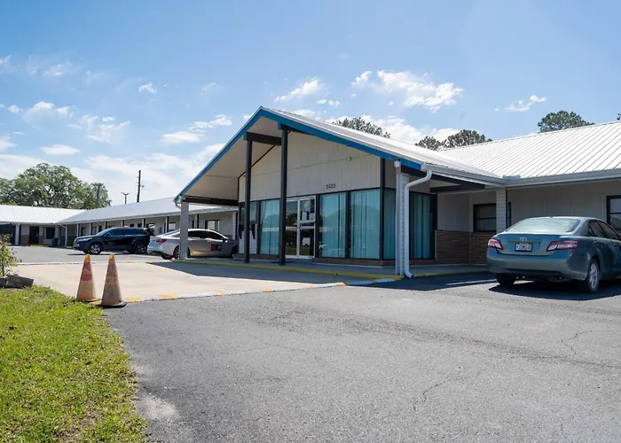 Central hotel: Oyo Hotel Ocala, Fl I-75
