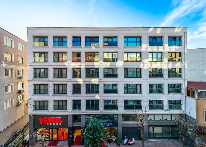 Familiehotel: Roys Hotel & Suites