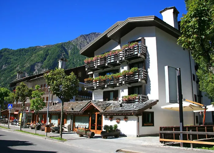 Hotel con vista: Hotel Les Jumeaux Courmayeur