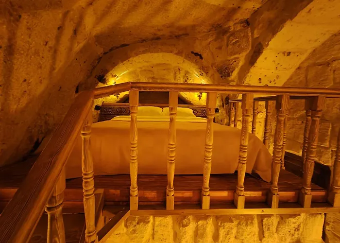 Euphoria Cave House