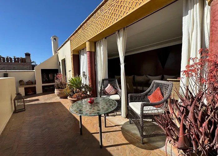 Kid friendly hotel Azzar
