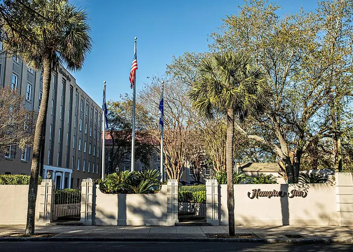 Cheap hotels Hampton Inn Charleston-Historic District