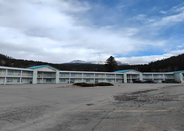 Ponderosa Motor Inn