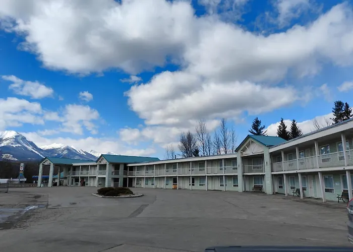 Ponderosa Motor Inn