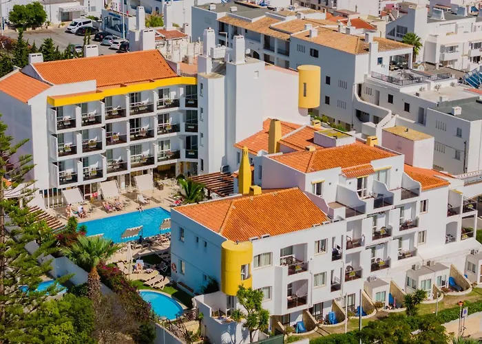 Hôtel pour familles: Hotel Do Cerro
