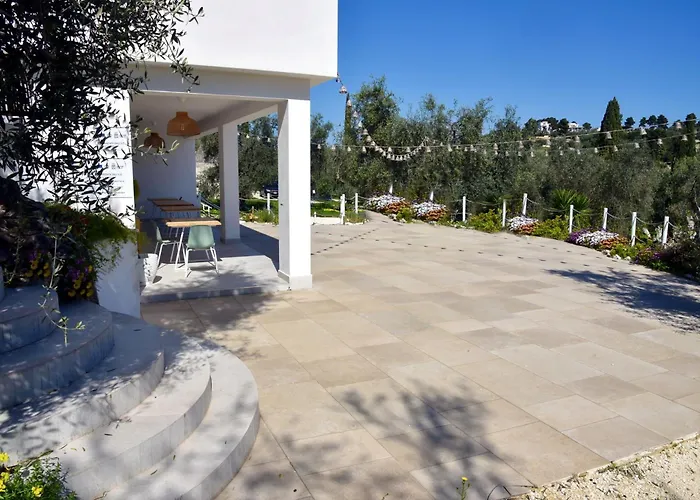La villa: Le Fronde Vieste