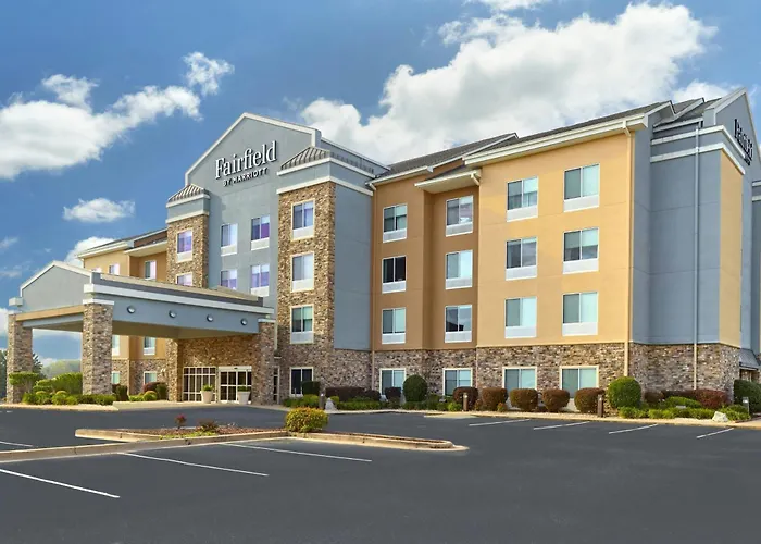 Fairfield Inn & Suites By Marriott Commerce
