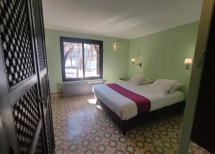 Chambre Emeraude, Riad 9 Couple Only Au Village Naturiste