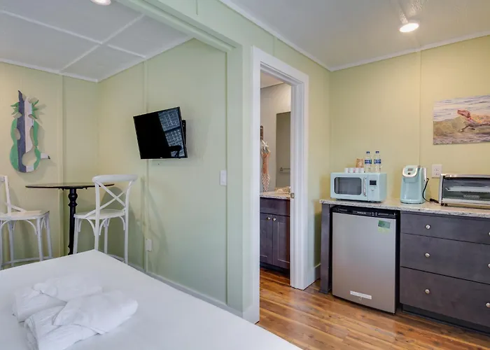 Motel: See Sea Motel