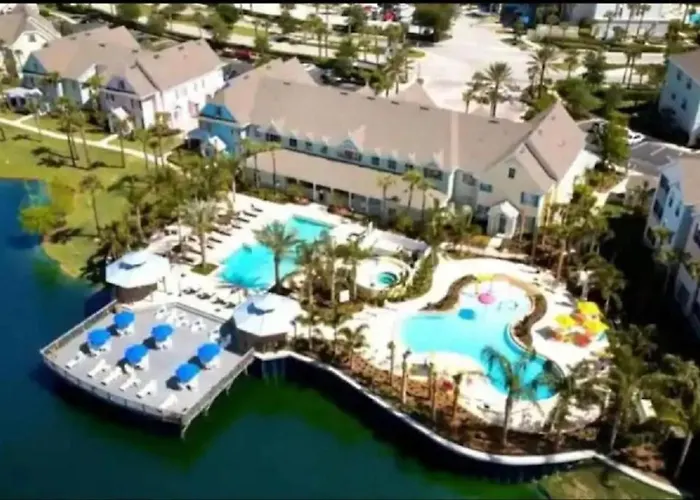 Aparthotel: Pool Days Plus Disney Nights Equal Best Family Vacation Ever! - 3016