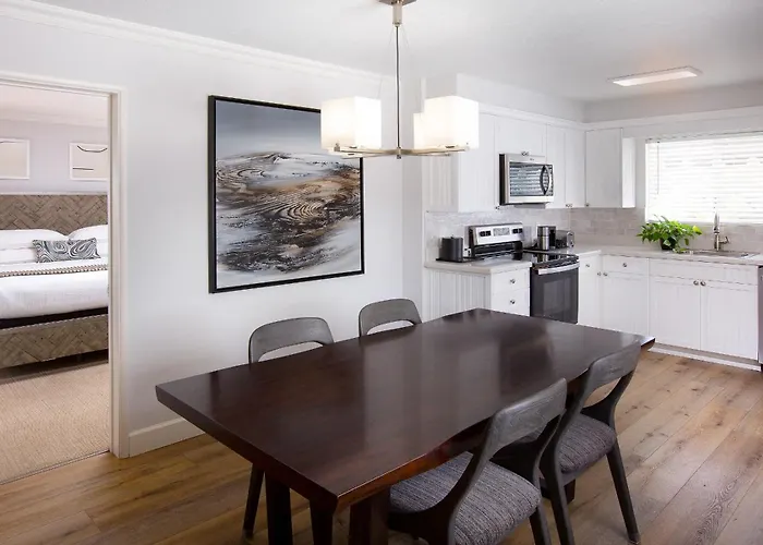 B&B only: West Beach Inn, A Coast Hotel