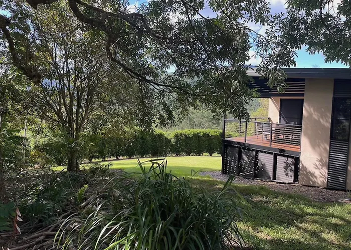 Seclude Rainforest Retreat