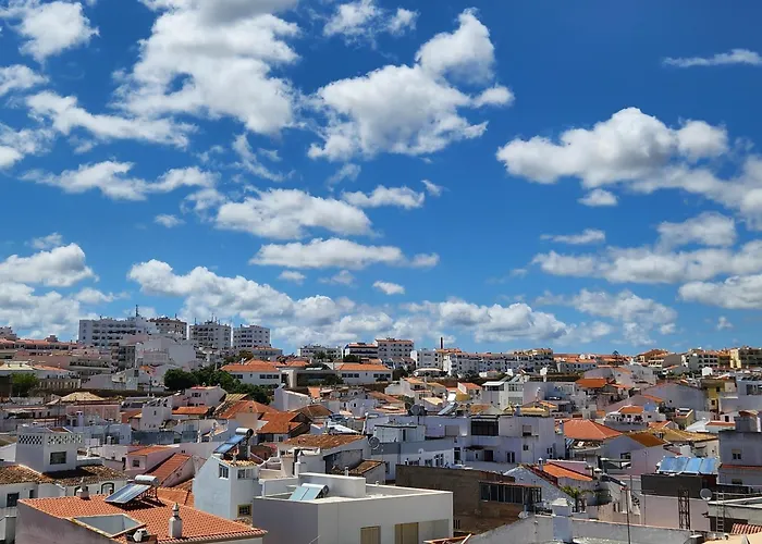 Cheap hotel: Hotel Riomar