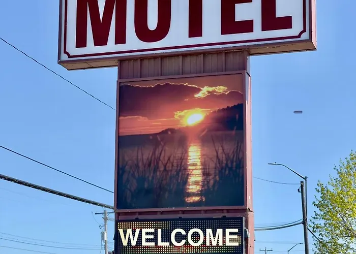 Adams Motel