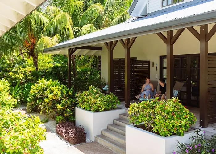 Le Nautique Waterfront Hotel La Digue