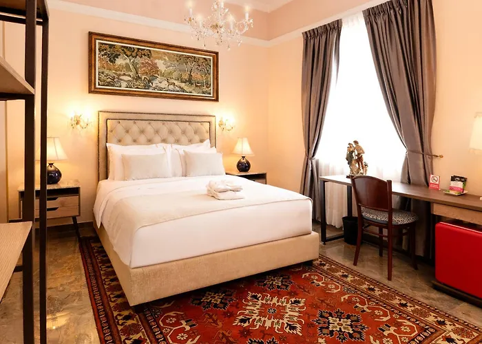 5 star hotel: Hotel Boutique Patio Andaluz Cali Granada