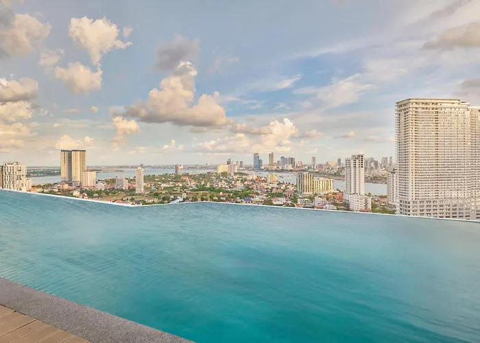 The Peninsula Phnom Penh