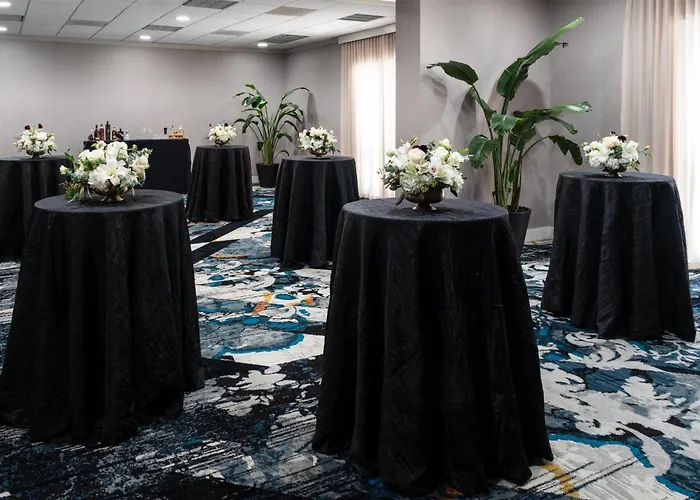 The Chifley Houston, Tapestry Collection By Hilton