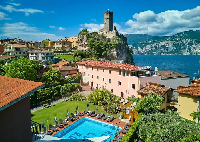 Hotel con golf: Hotel Luna Rossa