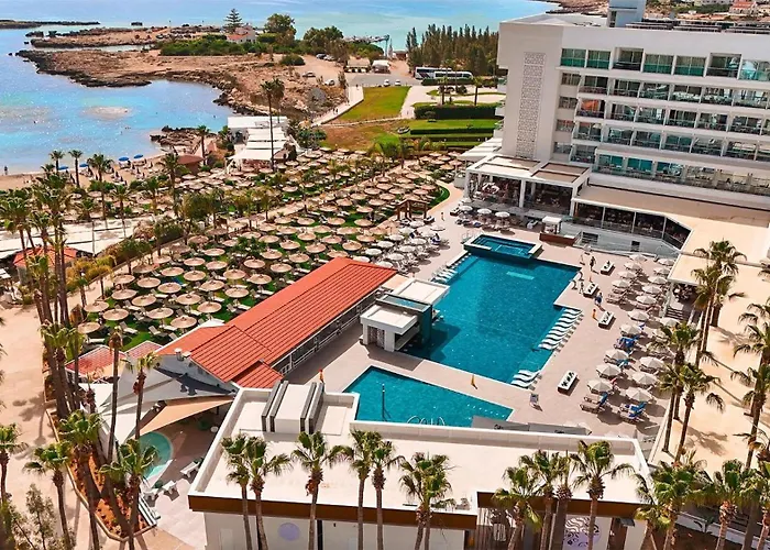 Family Hotel: Cavo Maris Beach Hotel