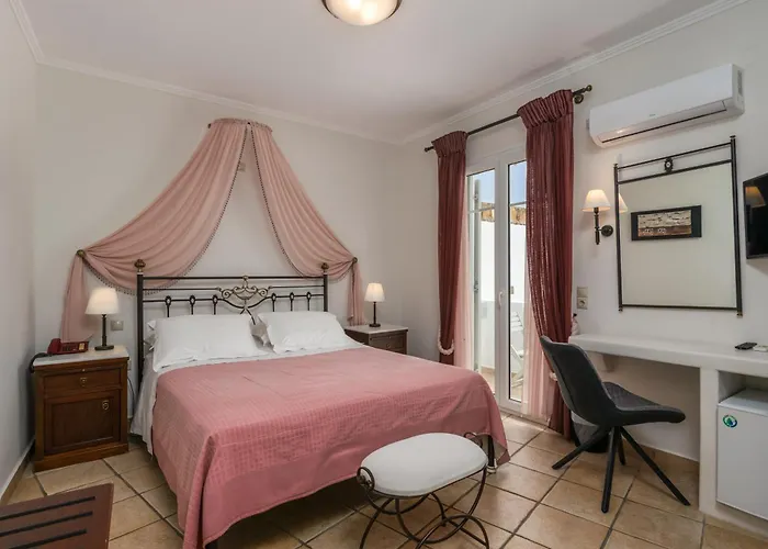 Ostria Hotel