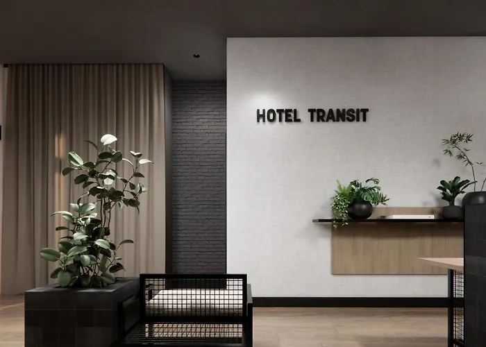Hotel Transit