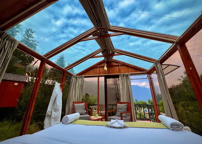 Glass Cabins By Urban Monk- Unique Centrally Heated Cabins With Electric Blankets