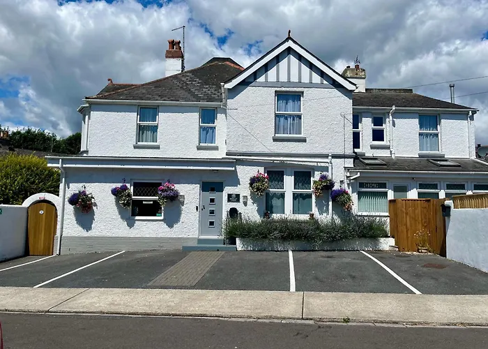 Guest house: Bentley Lodge