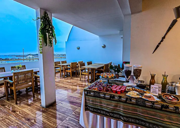  Riviera Inka