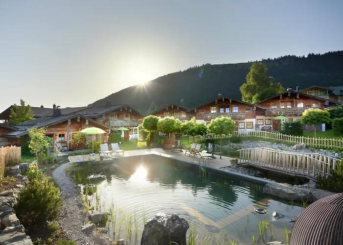 Ferienvermietung: Alpin Chalets Oberjoch - Luxus Unterkunft mit privatem SPA und Zugang zu 3000 qm SPA Panoramahotel Oberjoch