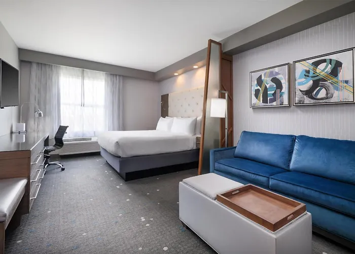 Luxury hotel only: Best Western Premier Hotel At Fisher'S Landing