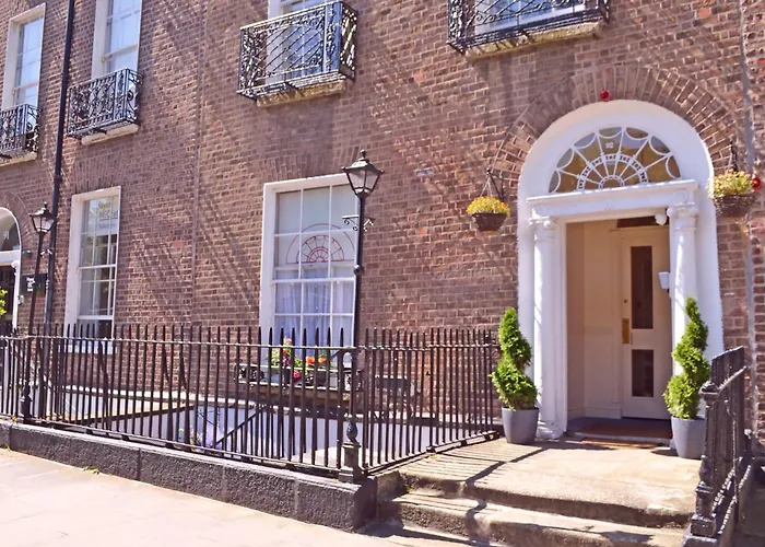 Baggot Court Townhouse