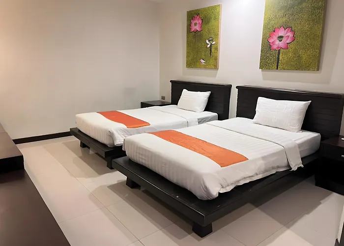 Hotel near College: Lub Sbuy Hostel