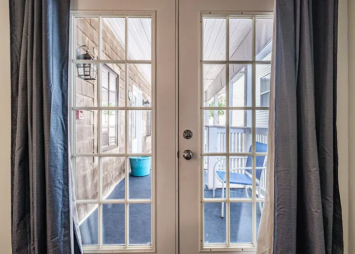 Family Hotel: Beach Villa