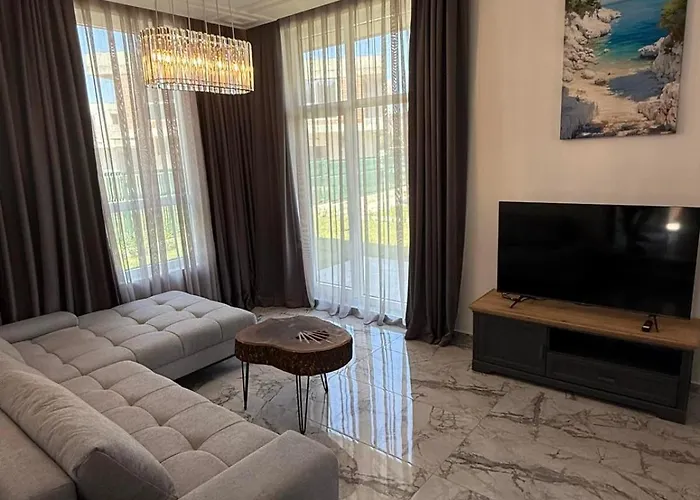 Aurum Villas Smokinya Beach 3