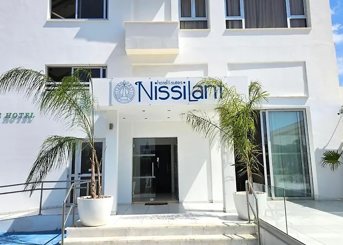 Nissilant Hotel & Suites