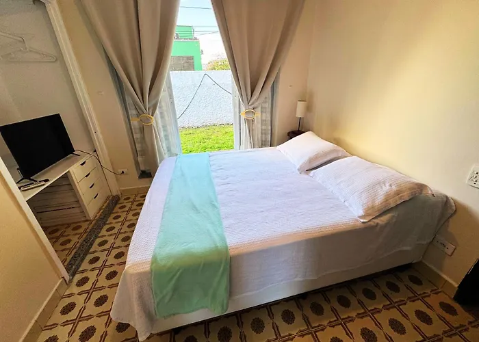 Tombo Beach Home Stay
