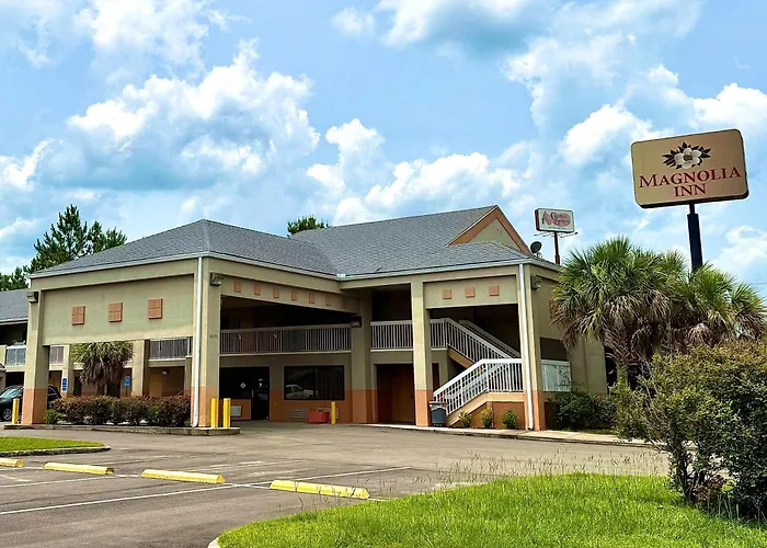 Cheap hotel: Magnolia Inn Townhouse Hattiesburg Ms I-59